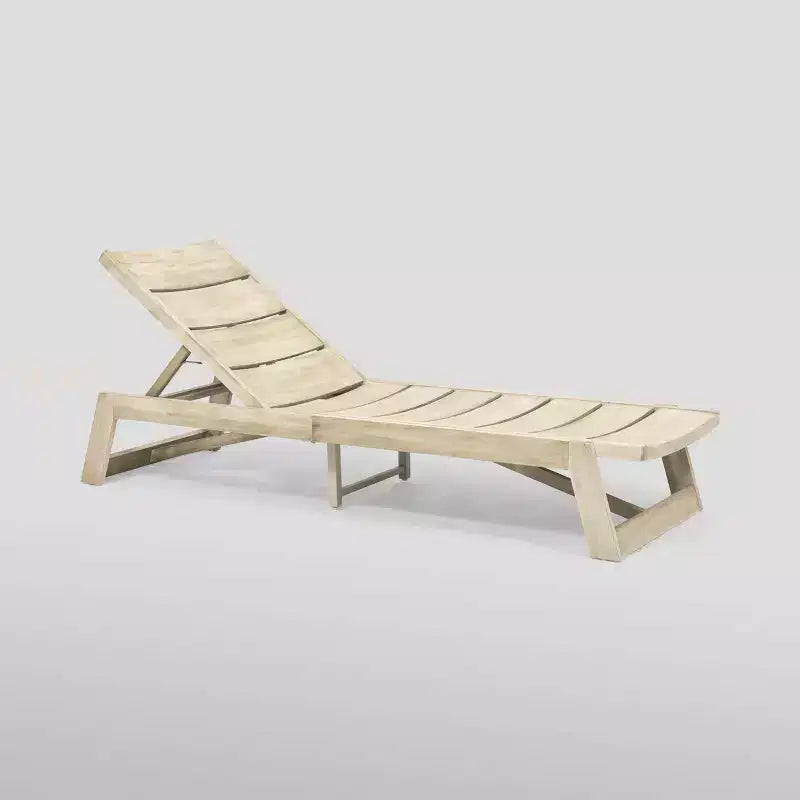 Ensemble de chaises longues Mahi 3 pièces en bois d'acacia : Résistant aux intempéries, comprend une table d'appoint - Christopher Knight Home