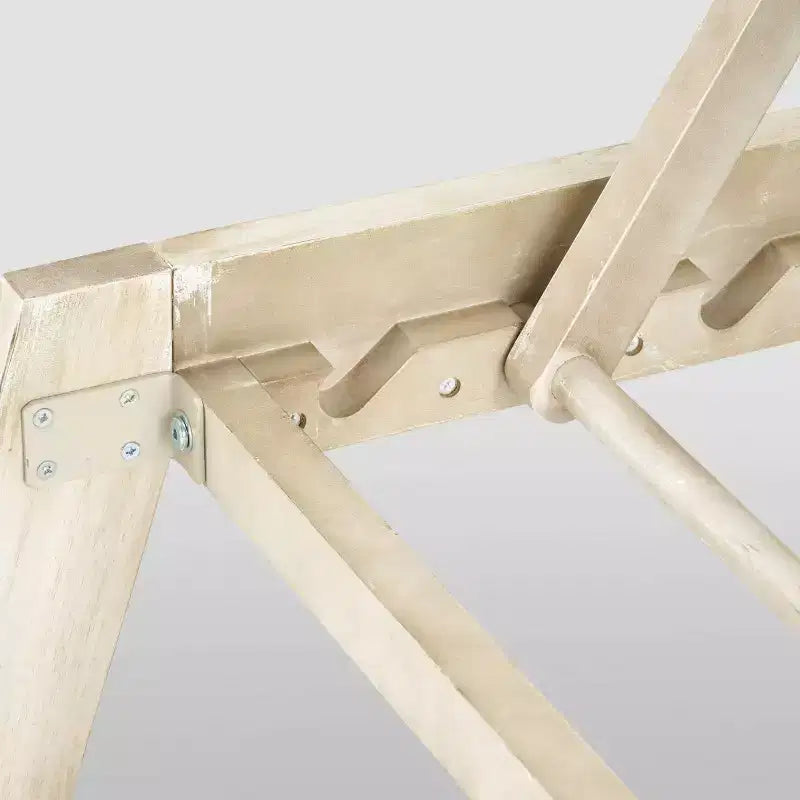 Ensemble de chaises longues Mahi 3 pièces en bois d'acacia : Résistant aux intempéries, comprend une table d'appoint - Christopher Knight Home
