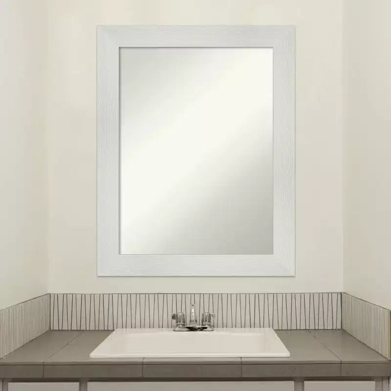 Miroir mural de salle de bain 23" x 29" non biseauté blanc - Rectangle moderne, cadre en polystyrène, fixation murale