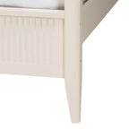 Ensemble de chambre à baldaquin 4 pièces en bois cannelé ivoire Primrose Mid-Century Baxton Studio