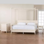 Ensemble de chambre à baldaquin 4 pièces en bois cannelé ivoire Primrose Mid-Century Baxton Studio