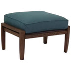 Ensemble deux pièces fauteuil à bascule pivotant et pouf Courtyard Casual Avalon en teck FSC