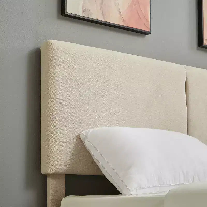 Ensemble 3 pièces VECELO : lit rembourré et tables de chevet, cadre de lit en tissu beige clair avec 2 tables de chevet de rangement