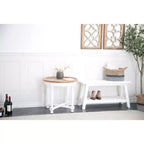 Table d'appoint en bois blanc au style campagnard