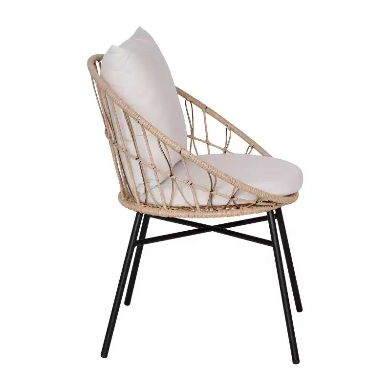 Ensemble de patio Merrick Lane 3 pièces avec chaises en rotin tressé, table d'appoint assortie à plateau en verre et coussins pour usage intérieur/extérieur
