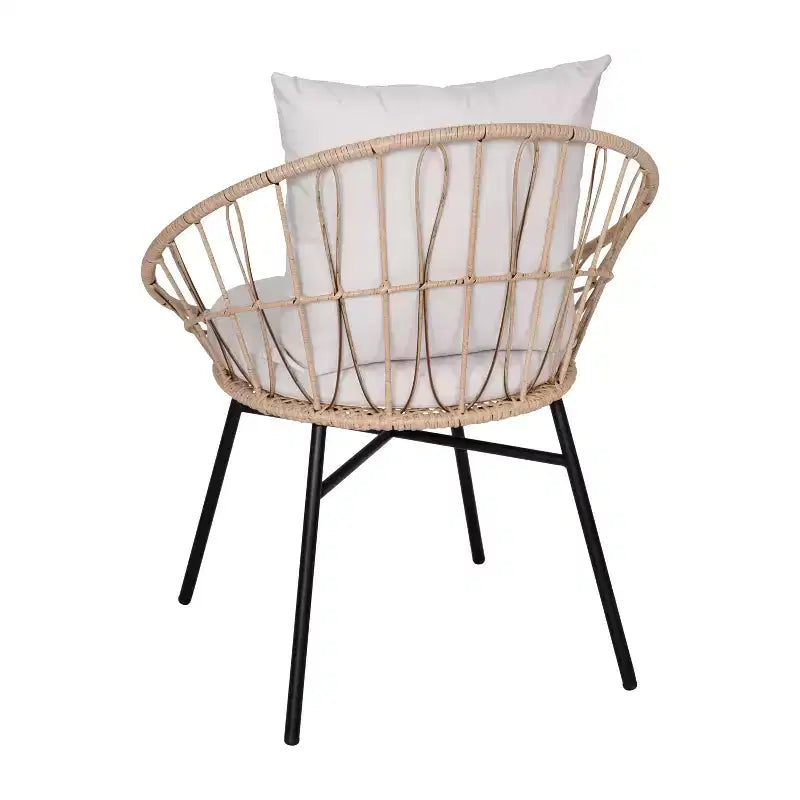 Ensemble de patio Merrick Lane 3 pièces avec chaises en rotin tressé, table d'appoint assortie à plateau en verre et coussins pour usage intérieur/extérieur