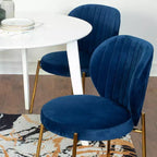 Ensemble de salle à manger contemporain 3 pièces Amoa de Roundhill Furniture, table ronde blanche avec 2 chaises