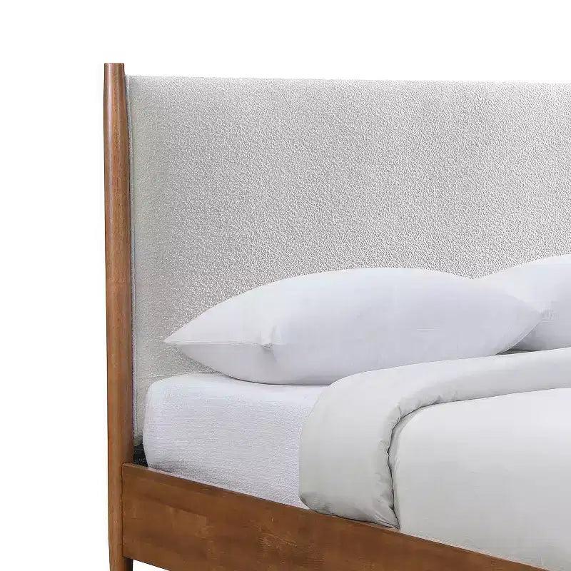 HOMES: Inside + Out Ensemble de chambre à coucher 3 pièces Riverstone Boucle Mid-Century Modern avec 2 tables de chevet Noyer