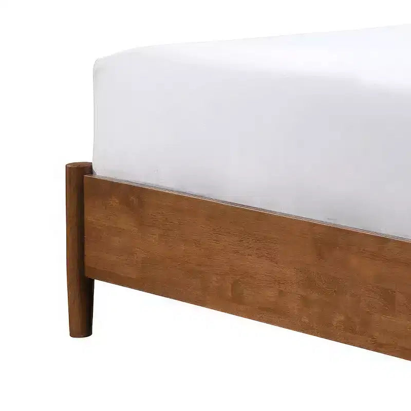 HOMES: Inside + Out Ensemble de chambre à coucher 3 pièces Riverstone Boucle Mid-Century Modern avec 2 tables de chevet Noyer